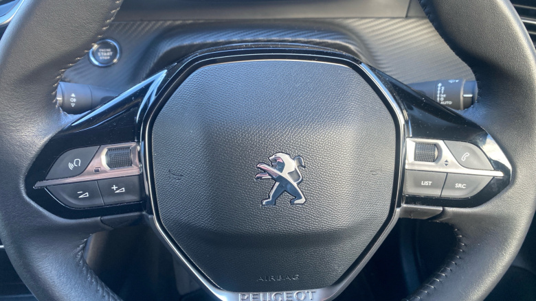 Peugeot 208 1.2 PureTech 100 Allure Premium + 5dr Petrol Hatchback